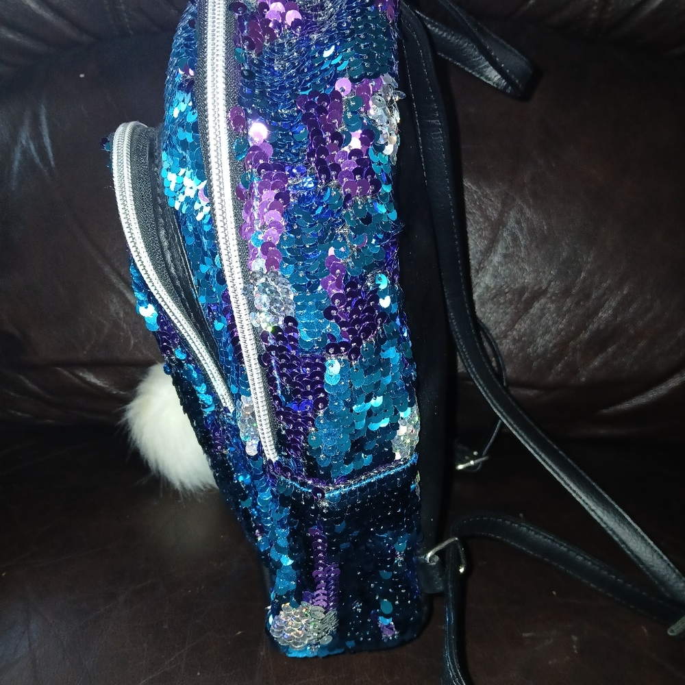 Justice sequin mini backpack - Picture 2 of 3